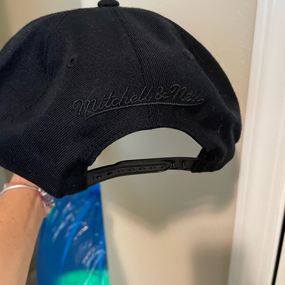 Mitchell & ness - Picture 4 of 6